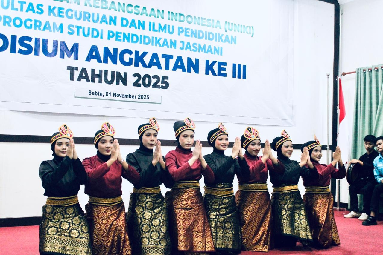 Mahasiswa Pendidikan Seni Pertunjukan UNIKI Warnai Yudisium ke-III FKIP